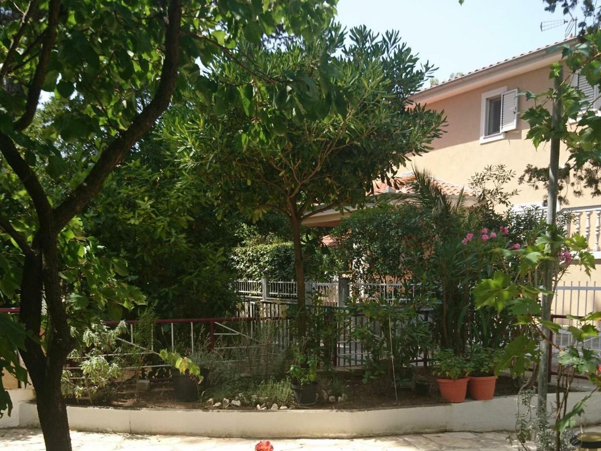 Apartmani Matas Petrcane Ngoại thất bức ảnh